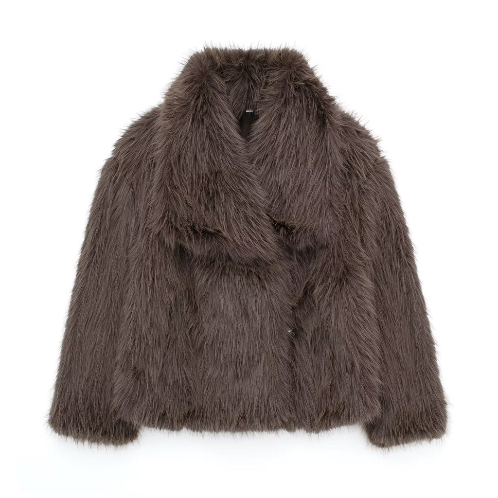 Veste en fausse fourrure gris clair, vue de face