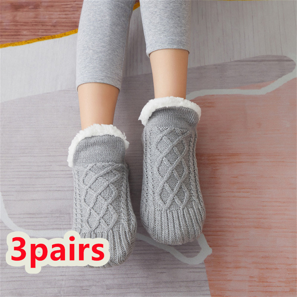Chaussons-chaussettes, paire pliée