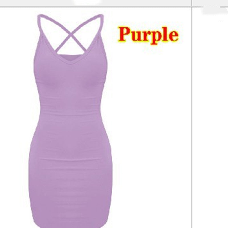 Robe moulante violette, vue de face