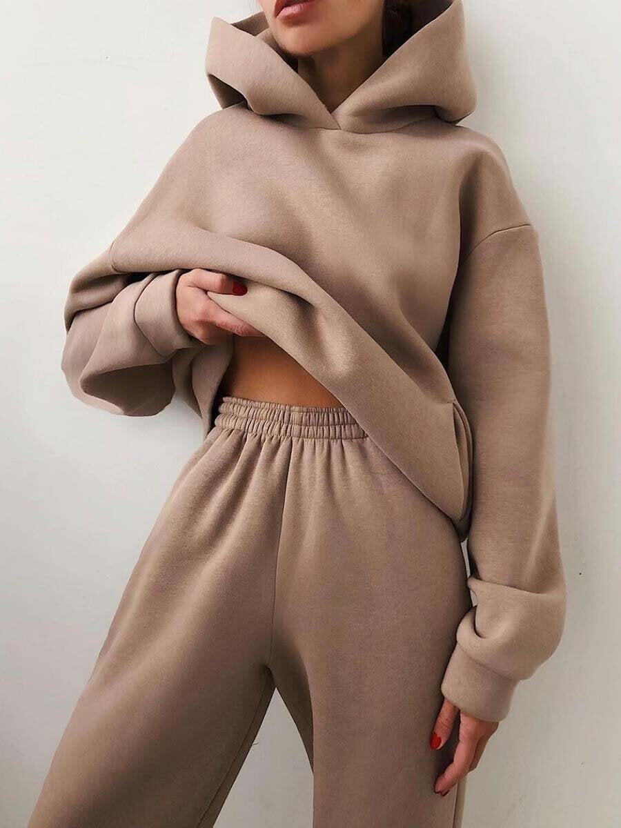 Ensemble jogging femme beige, sweat à capuche et pantalon