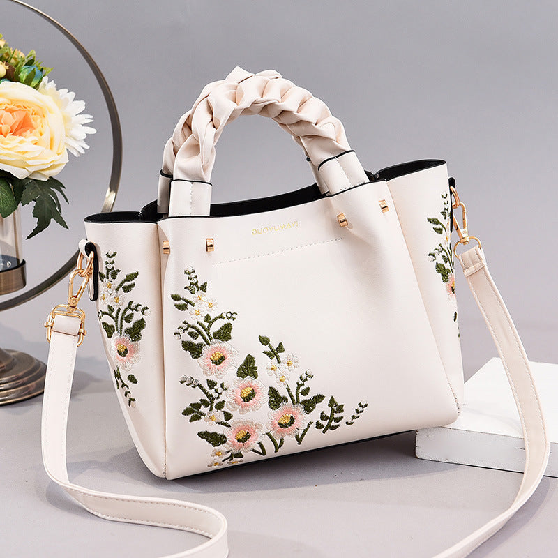Sac cabas femme à cordon coulissant, simili cuir à surpiqûres