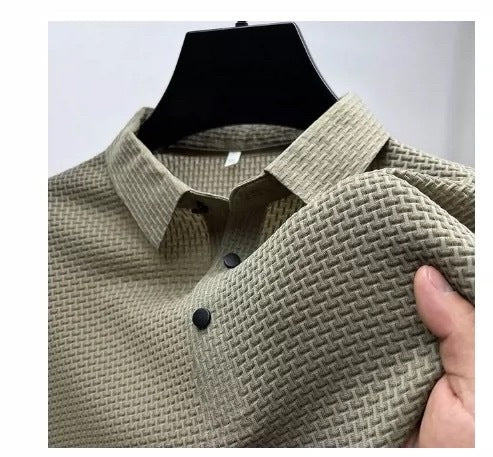 Polo en maille gaufrée beige, col boutonné
