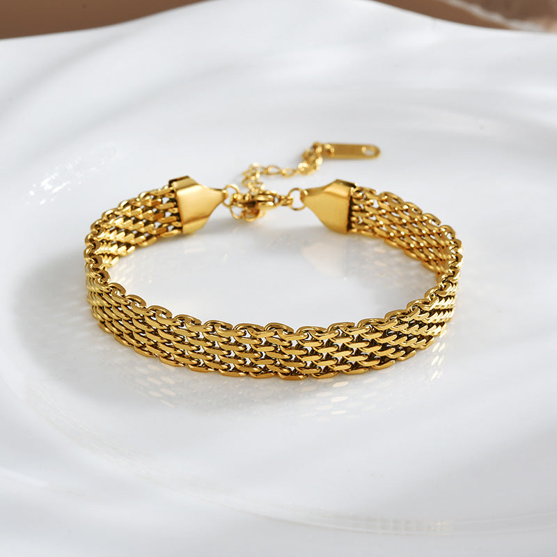 Bracelet maille doré, fermoir mousqueton et chaîne d'extension