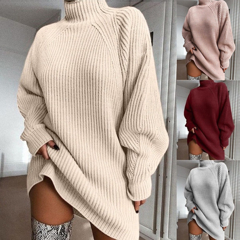 Robe pull bordeaux à col montant en maille côtelée