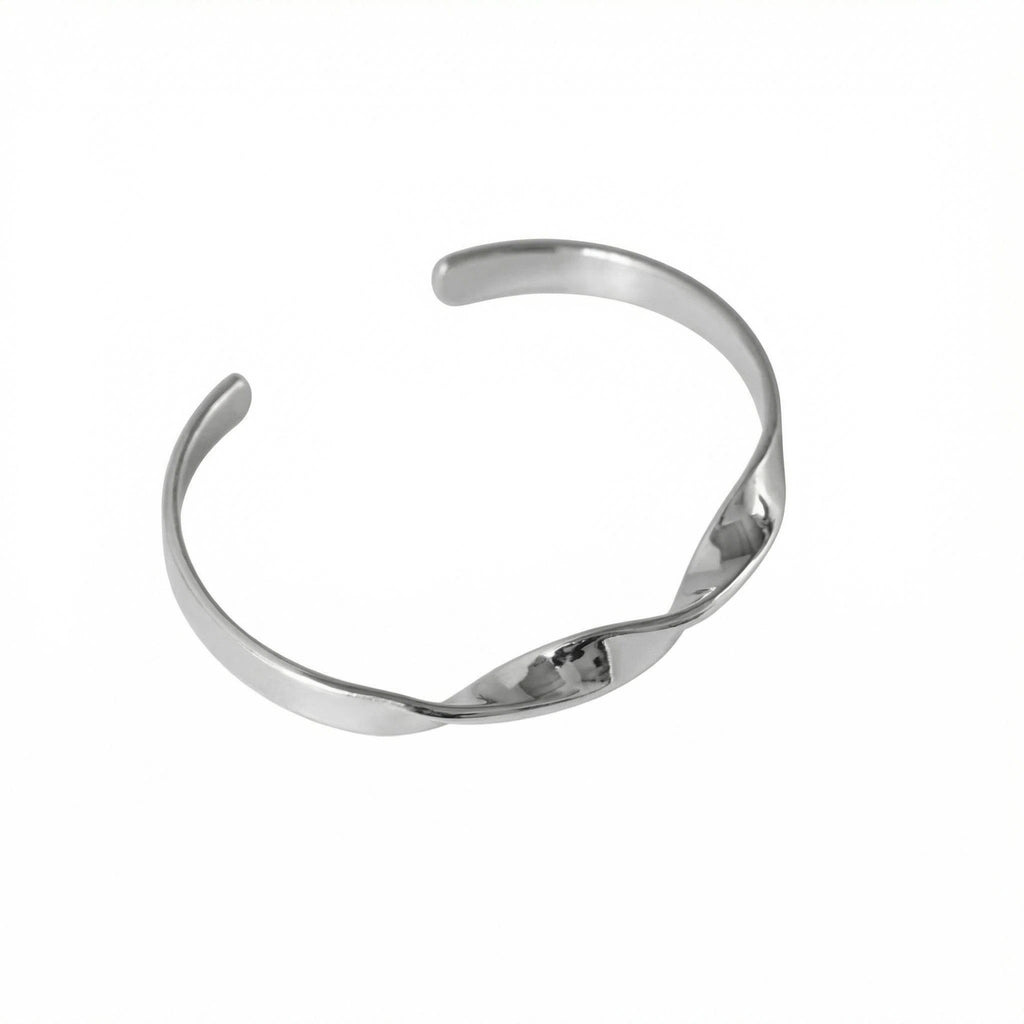 Bracelet Möbius coloris argenté, design épuré