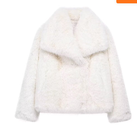 Veste en fausse fourrure marron café, présentée à plat