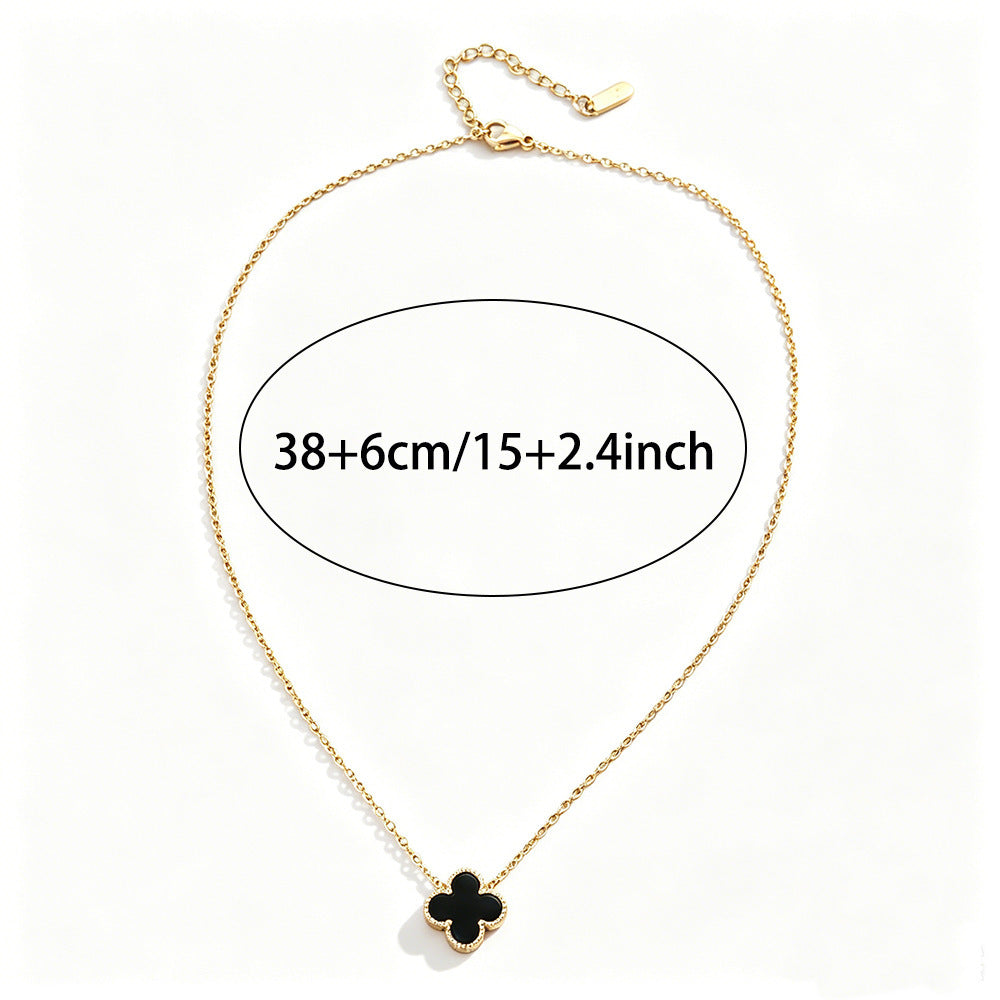 Pendentif Fortuna doré et blanc, trèfle à quatre feuilles