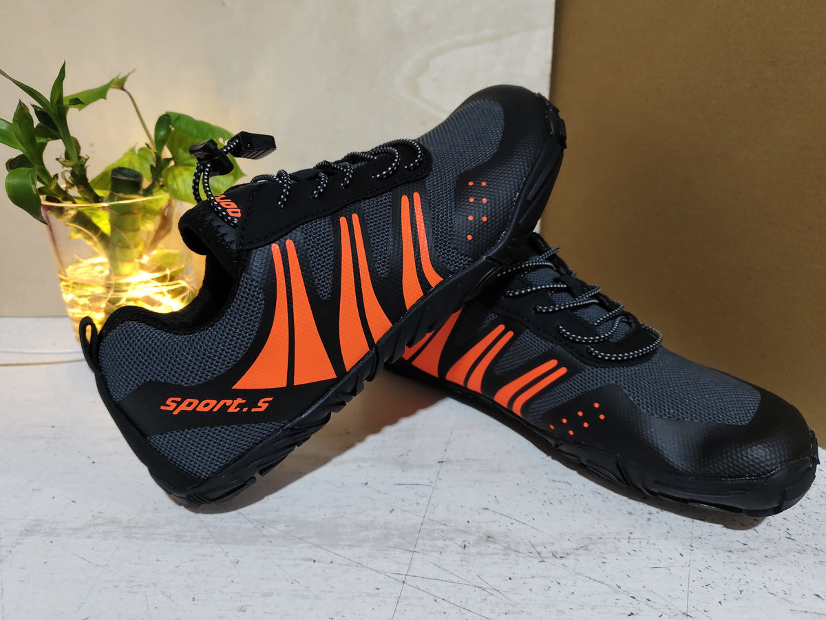 Chaussures d'eau, vue de trois quarts