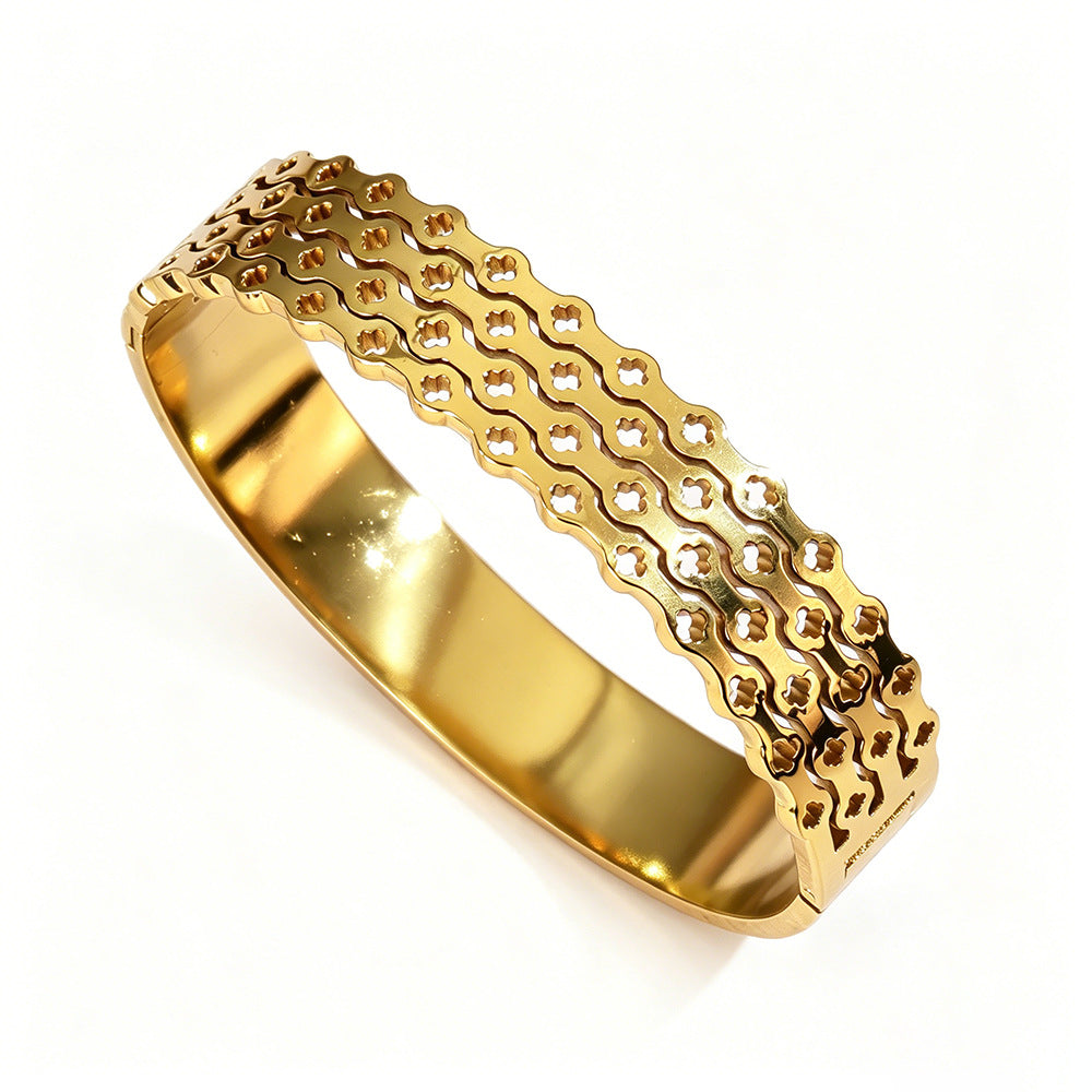 Bracelet Alvéole, reflets des facettes à la lumière