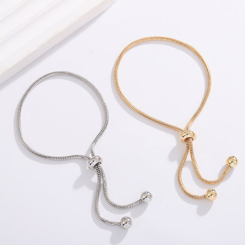 Bracelet Douceur, perles rondes lisses sur chaîne coulissante