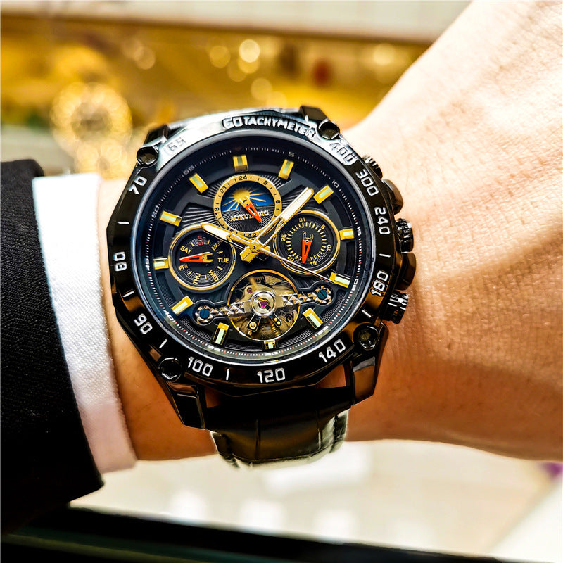 Montre homme Compas, détail du cadran et des compteurs