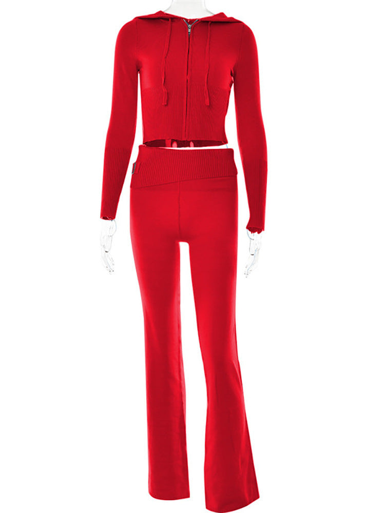 Ensemble côtelé rouge, vue de face